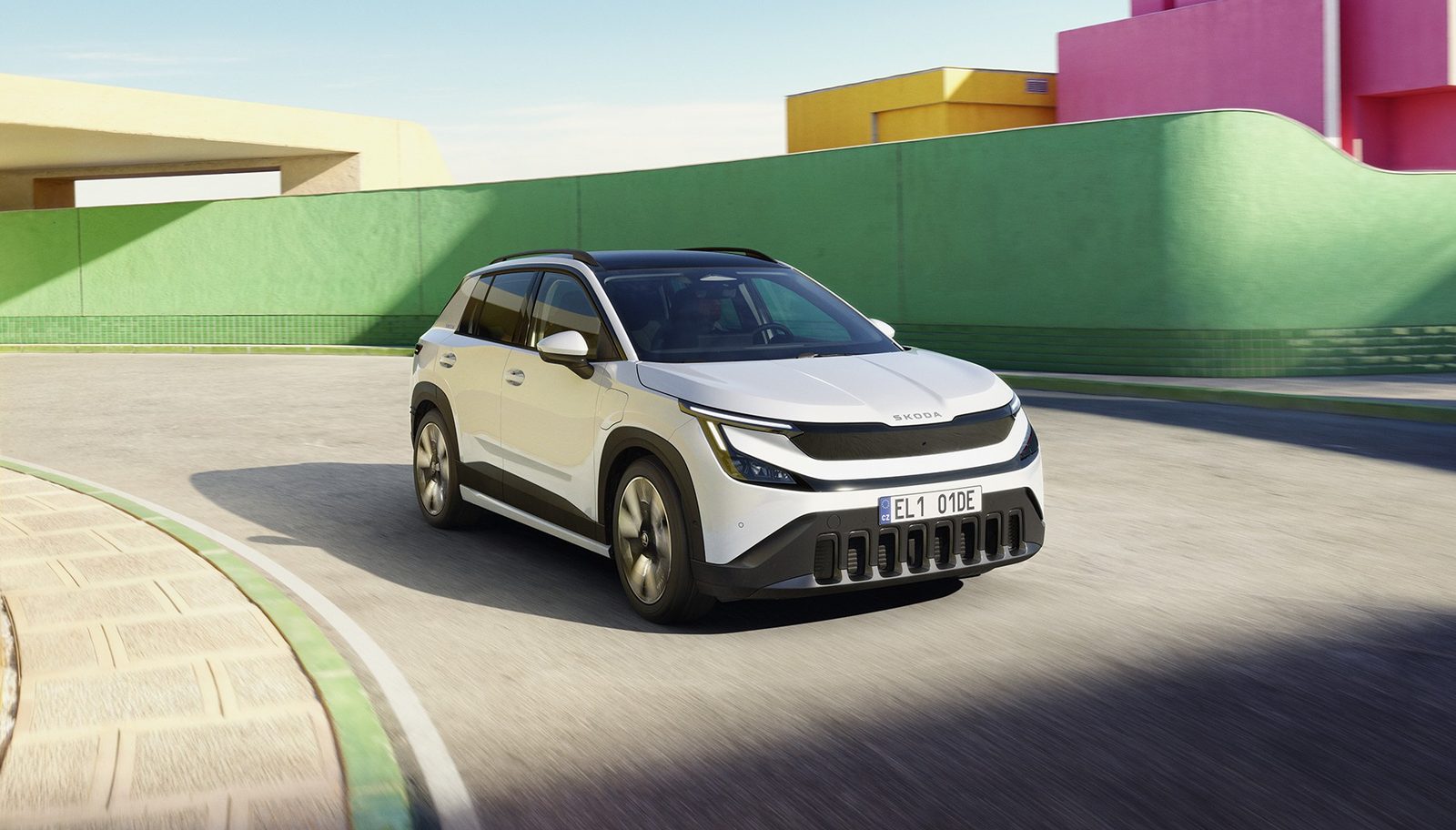 Škoda Epiq 2026 - exterior, front 3q studio, Europe / EV Query only market