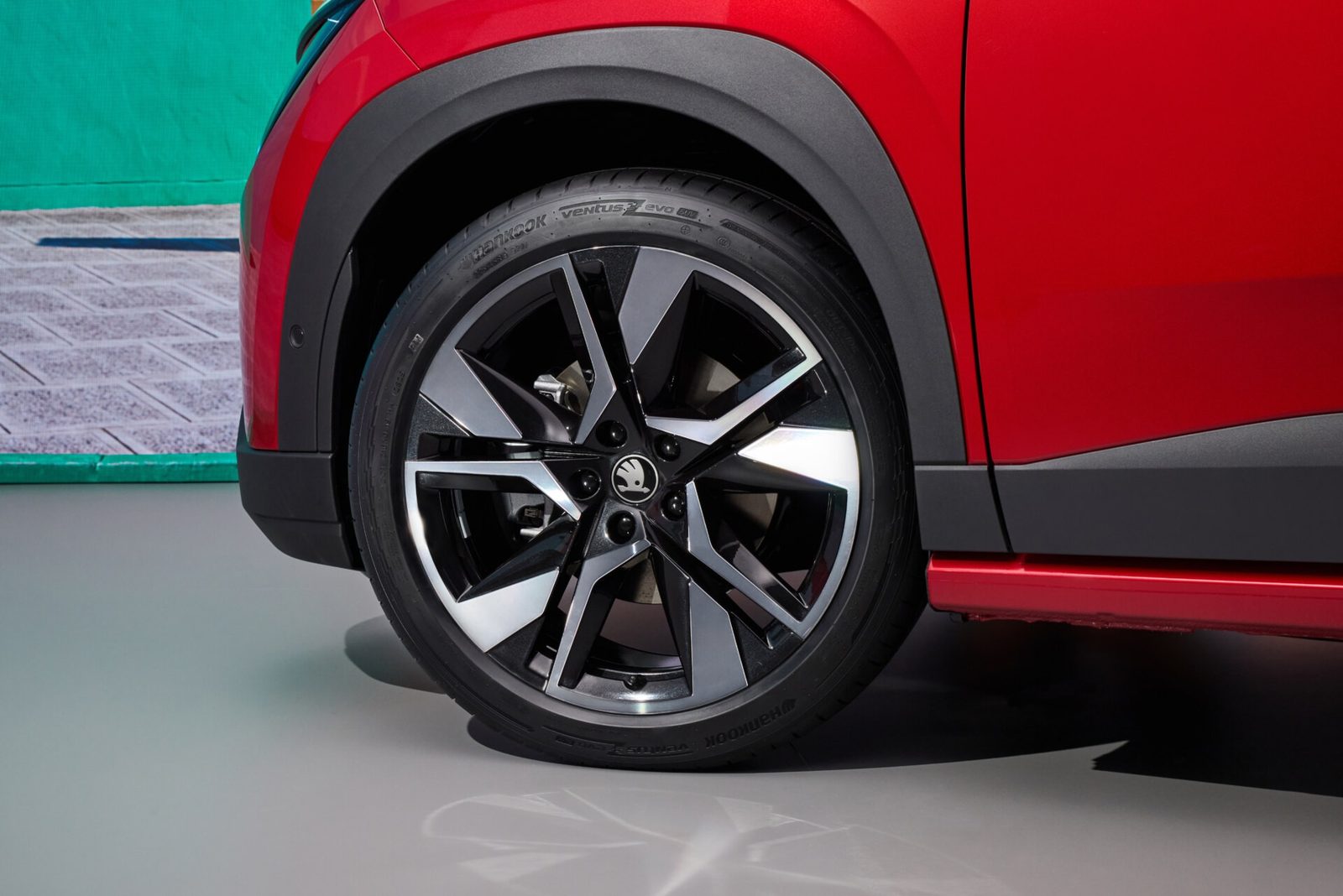 Škoda Epiq 2026 - exterior, wheel detail, Europe / EV Query only market