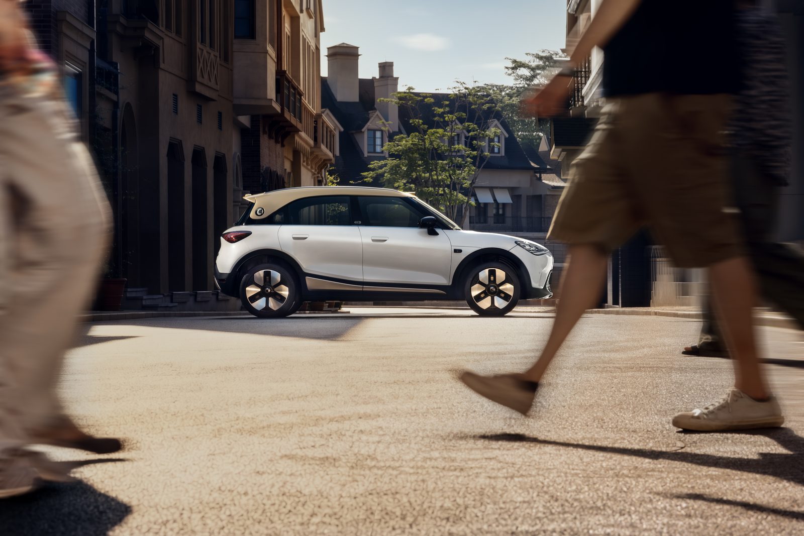 Smart #1 2026 - exterior, side profile city, China market