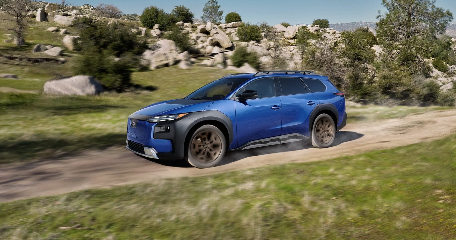 Subaru Trailseeker EV 2026 - exterior, side 3q driving, US / EV Query only market