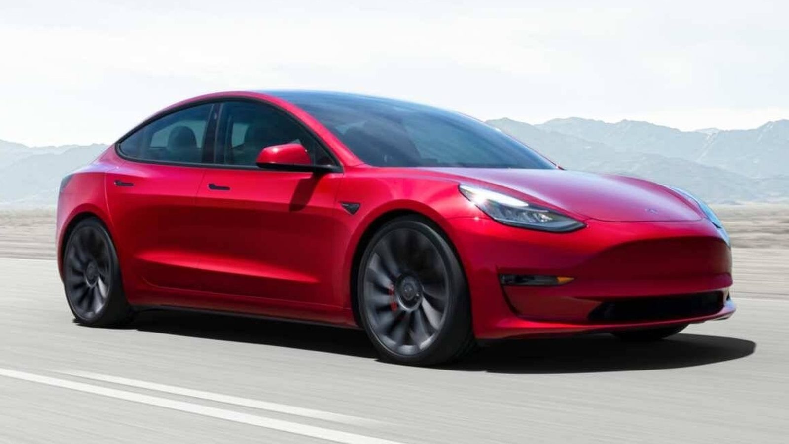 Tesla Model 3 China 1 gen 2020 - exterior, front three quarter tight