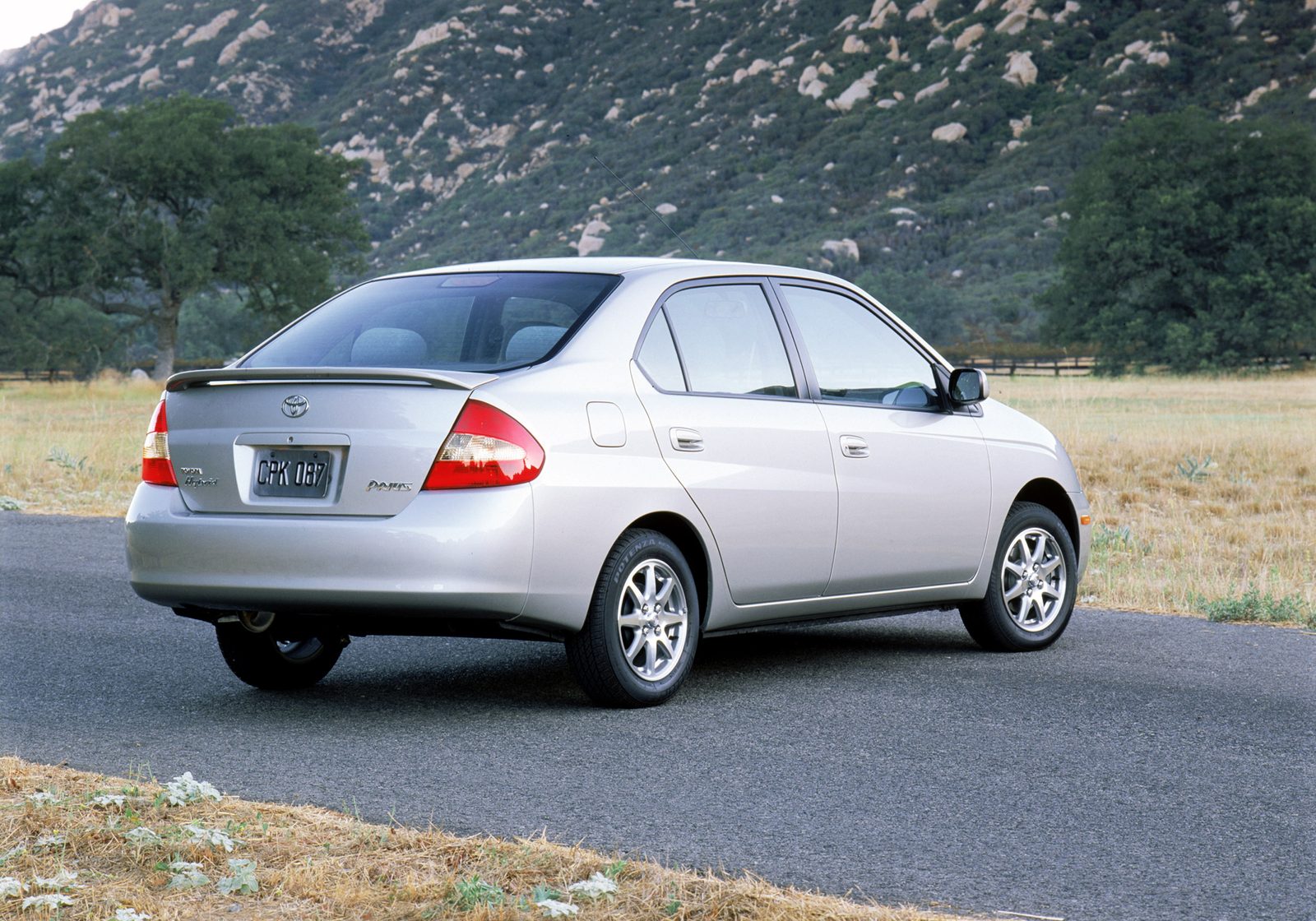 Toyota Prius First Generation 1997 - exterior, gallery, United States historical generation reference market