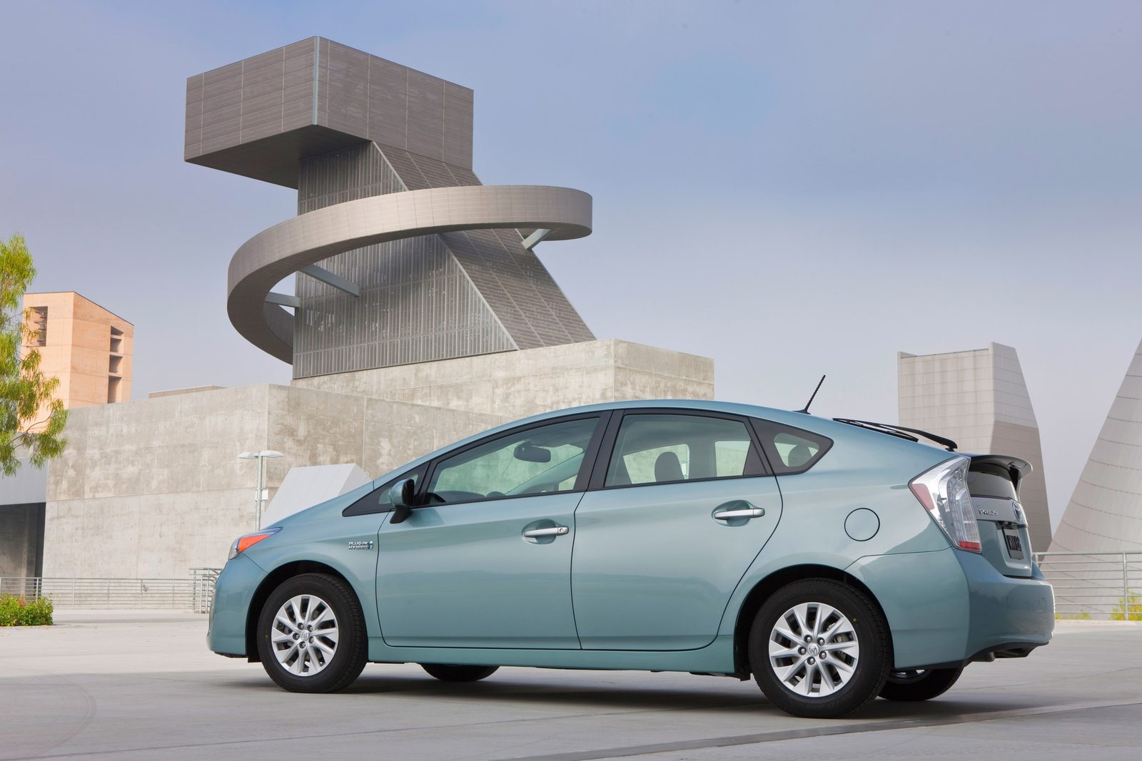 Toyota Prius Plug-in Hybrid Third Generation 2012 - main model photo, exterior, front three-quarter view, United States historical generation reference market