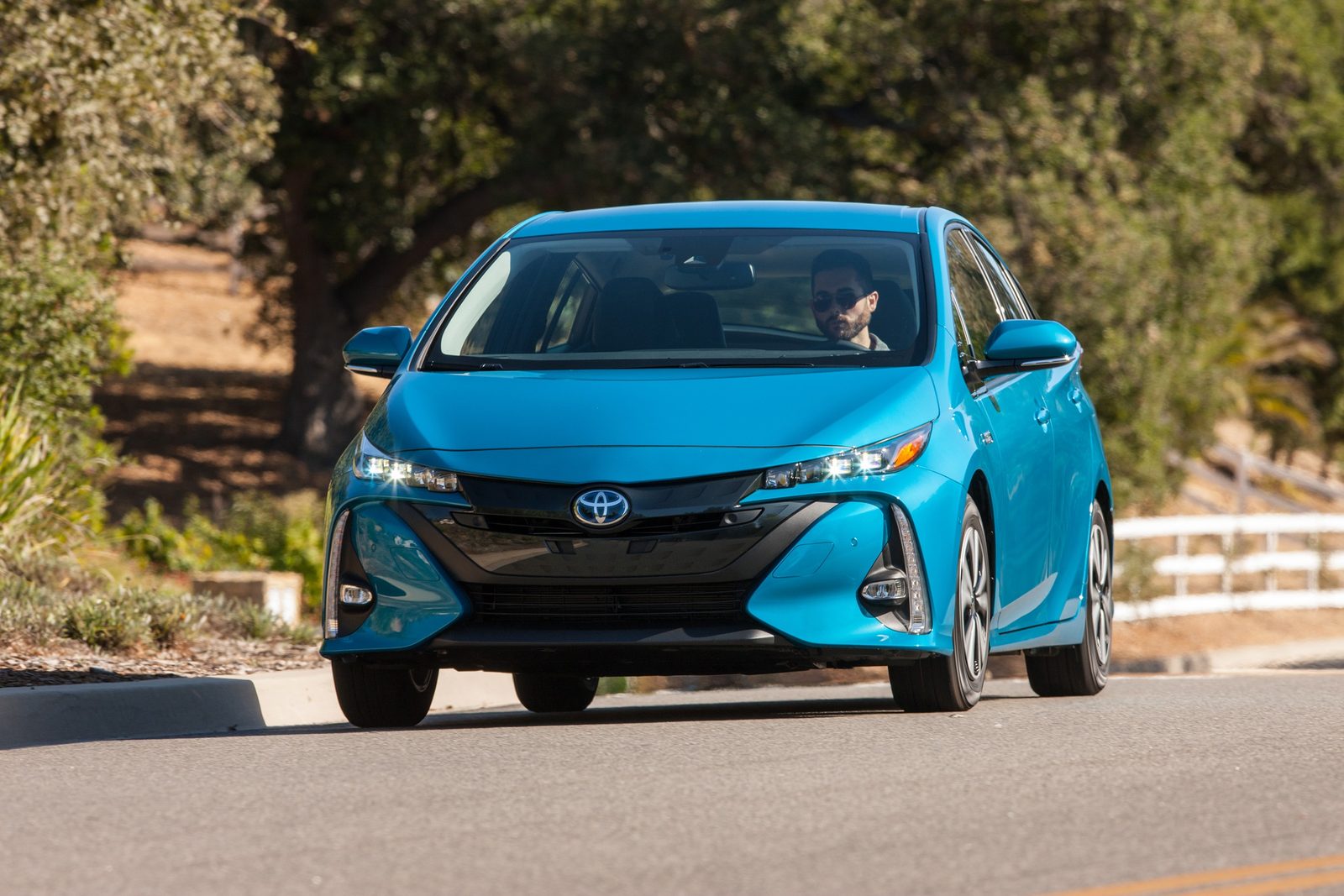 Toyota Prius Prime / PHV Fourth Generation 2016 - exterior, gallery, United States historical generation reference market