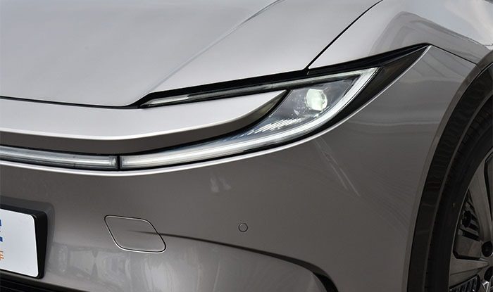 Toyota bZ5 China 2025 - exterior, headlight detail, China market