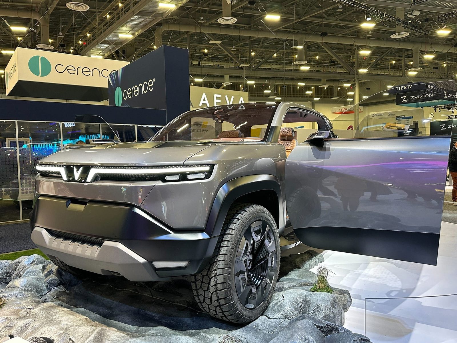 VinFast VF Wild Concept 2024 - exterior, front 3q passenger, concept / global reference market