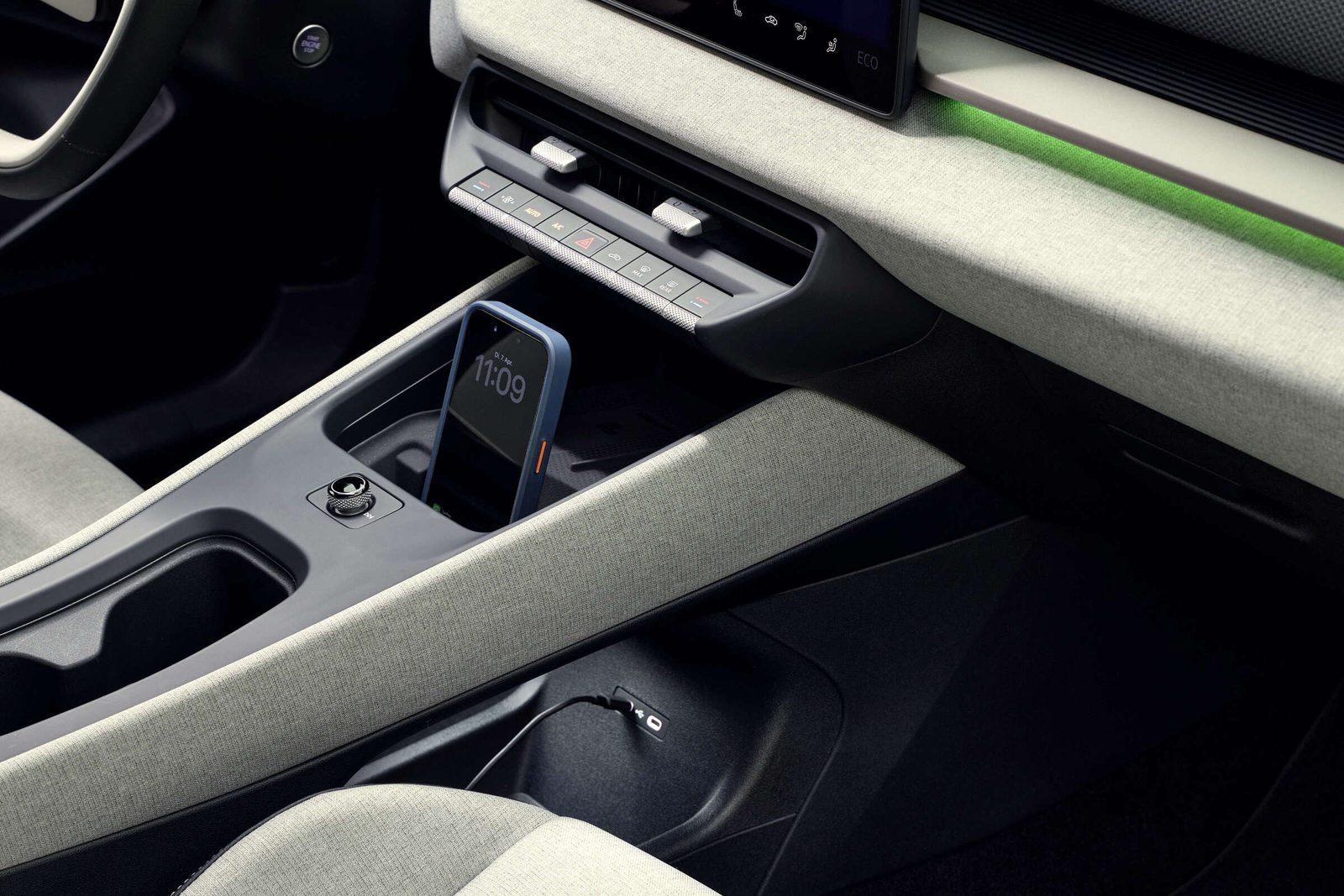 Volkswagen ID. Cross Global - interior, center console, Europe / global reference market