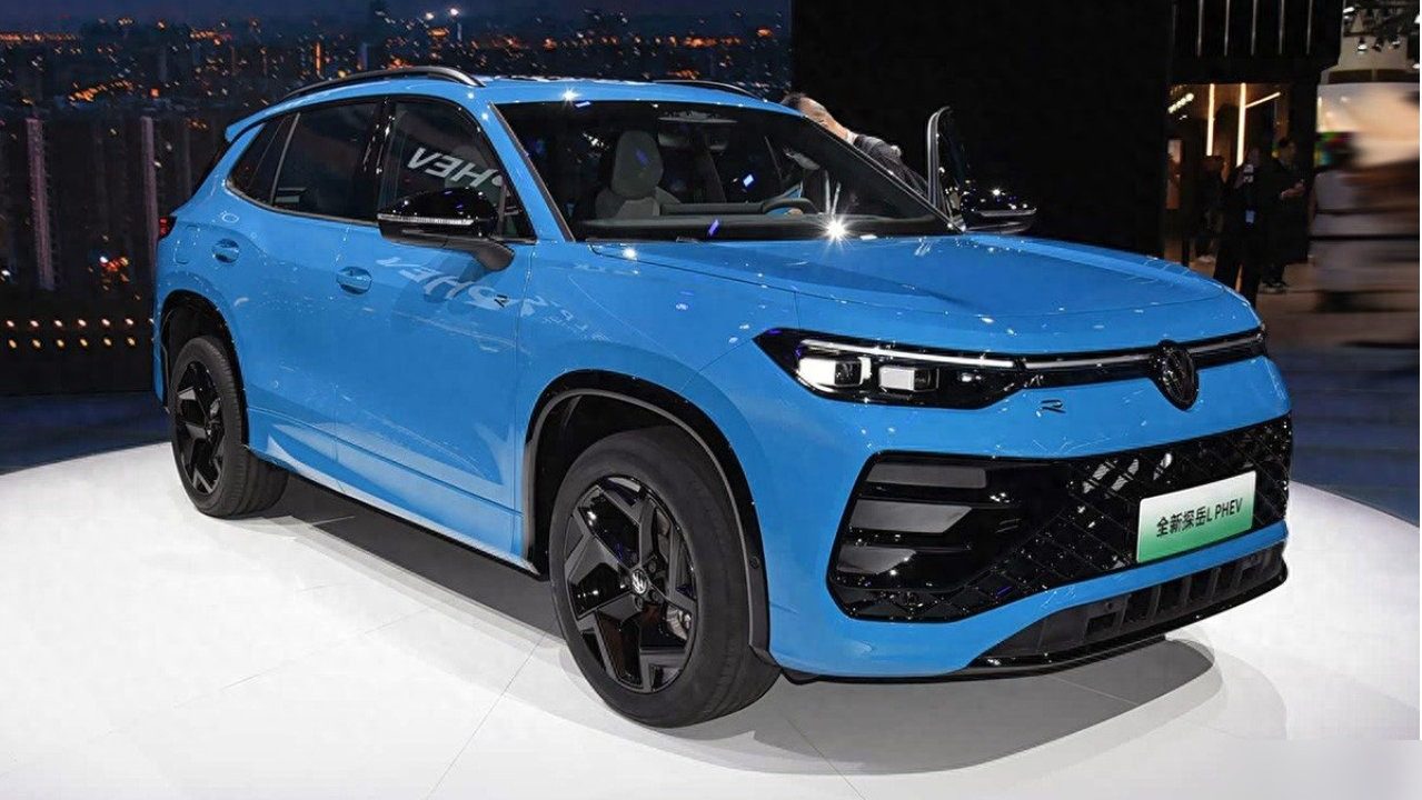 Volkswagen Tayron L PHEV China 2026 — главное фото модели, экстерьер, вид спереди 3/4, рынок China / Tayron L PHEV pre-sale and current Tayron L family reference