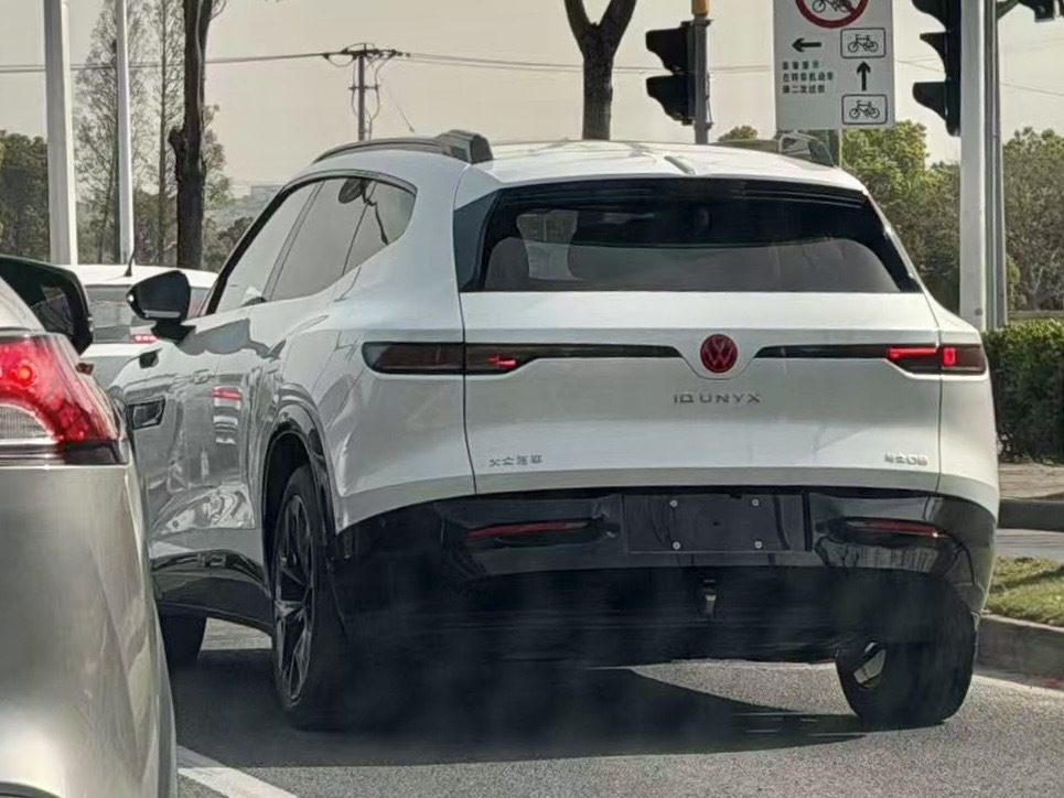 Volkswagen ID.UNYX 08 China 2026 - exterior, rear head on, CN market
