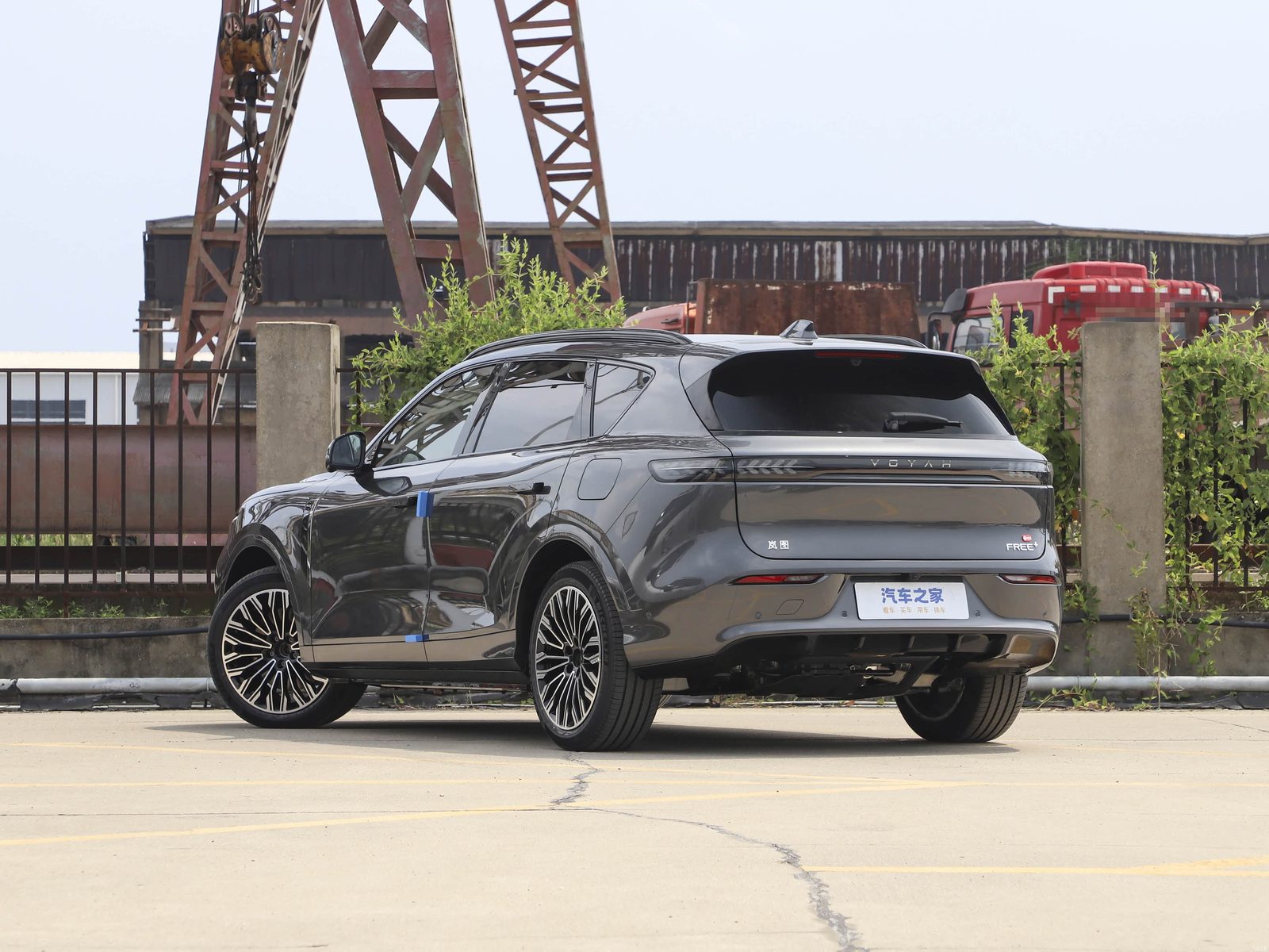 Voyah Free+ EREV China 2025 - exterior, rear three-quarter view, China market