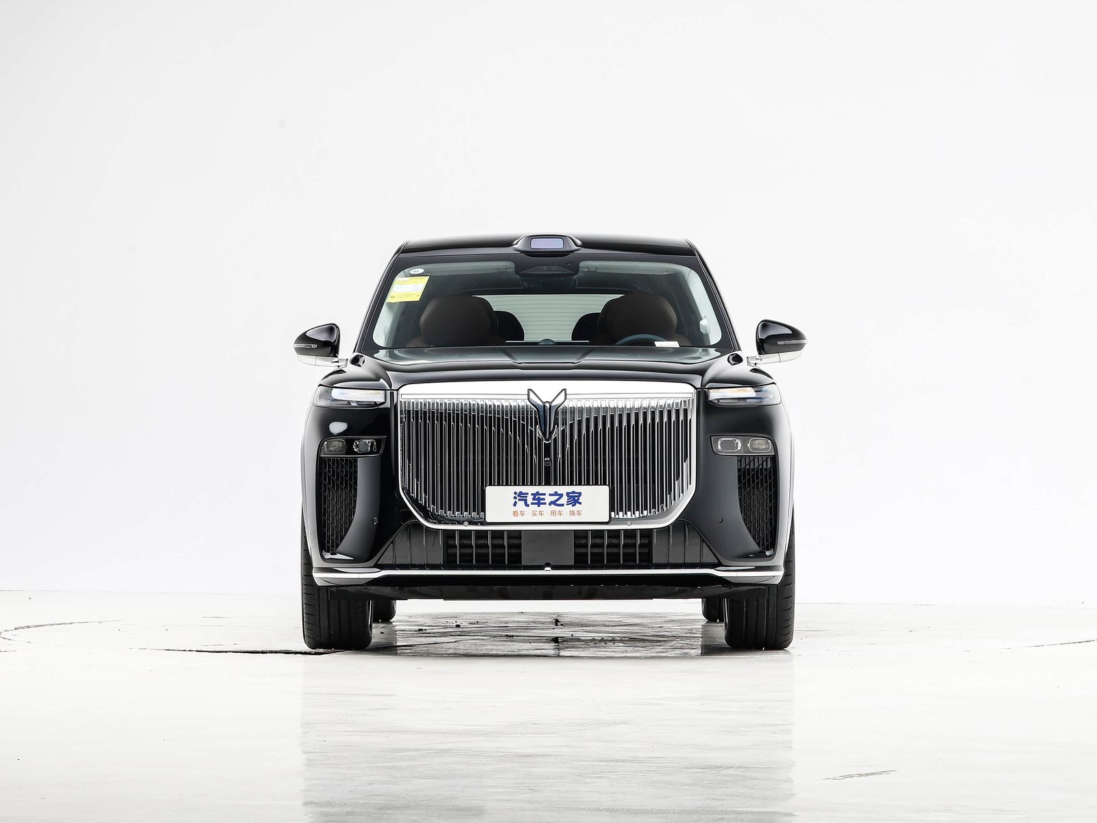 Voyah Taishan EV 2026 - exterior, front view, china_reference market