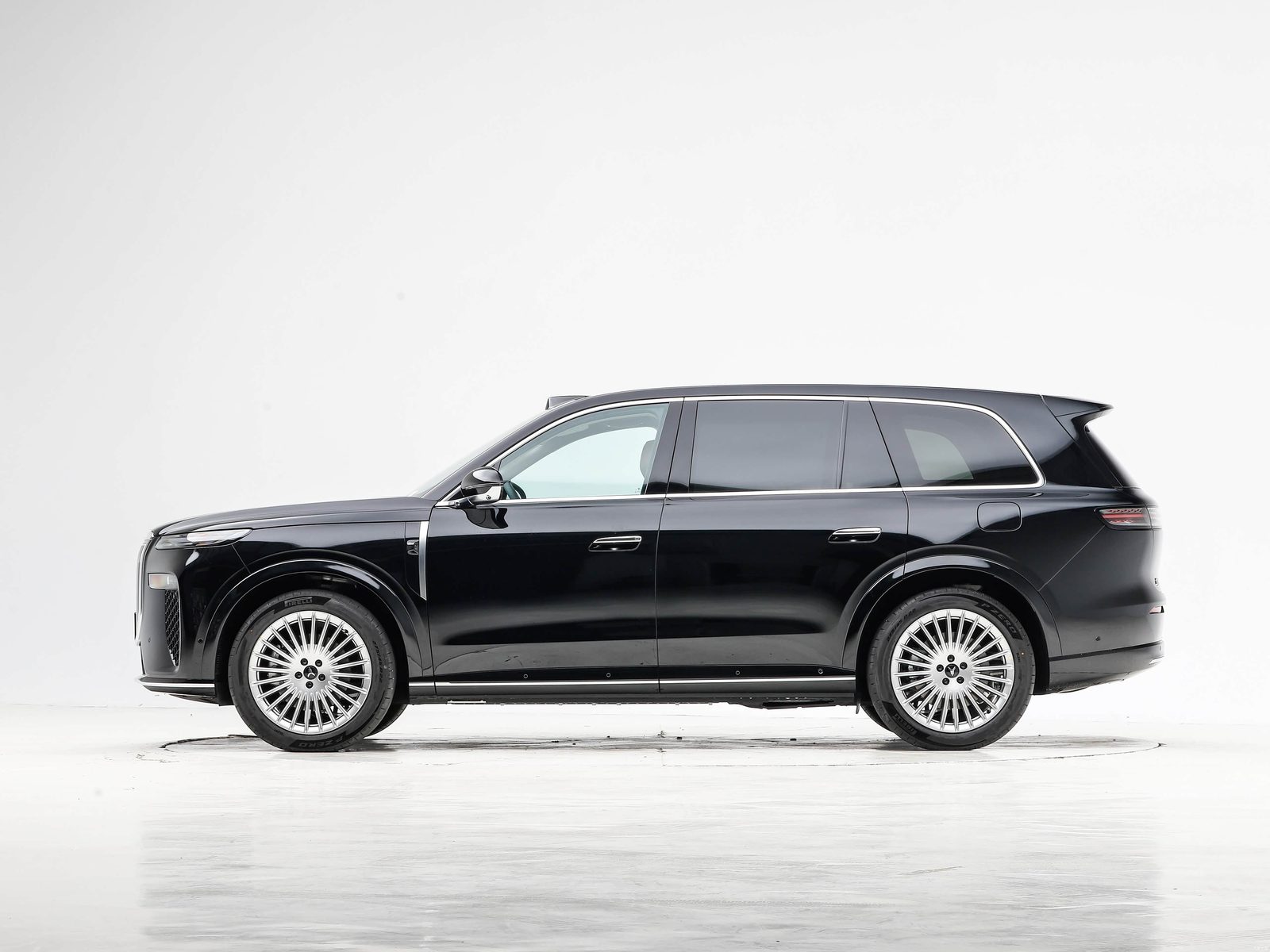 Voyah Taishan EV 2026 - exterior, rear three-quarter view, china_reference market