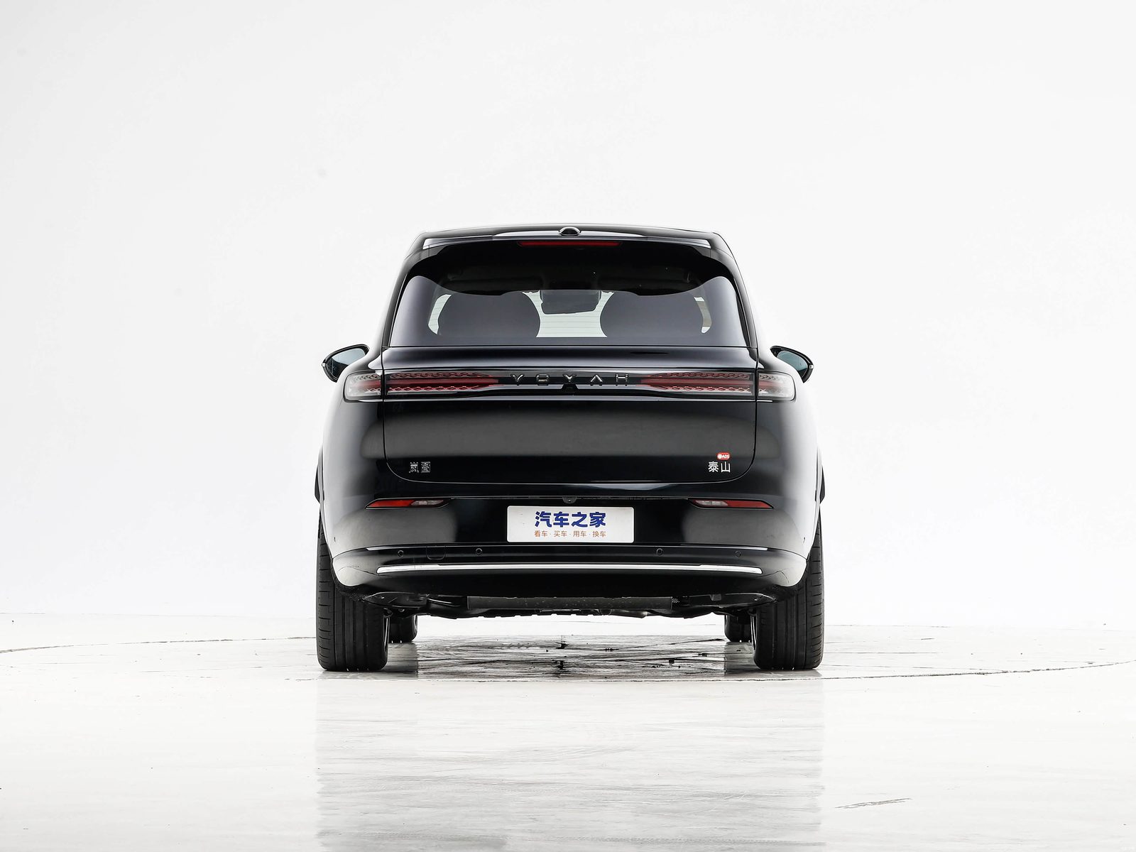 Voyah Taishan EV 2026 - exterior, front 3q alt, china_reference market