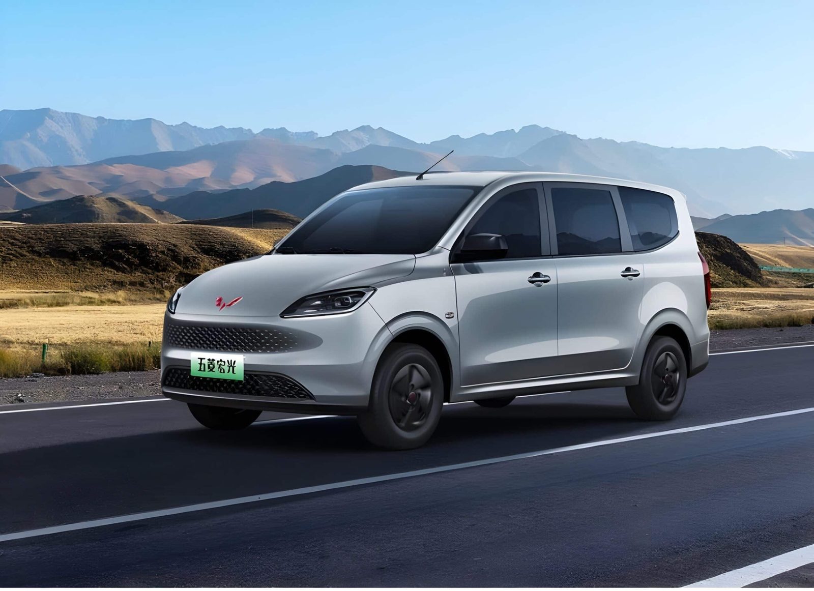 Wuling Hongguang EREV 2025 — главное фото модели, экстерьер, front 3q mountain, рынок China / commercial import