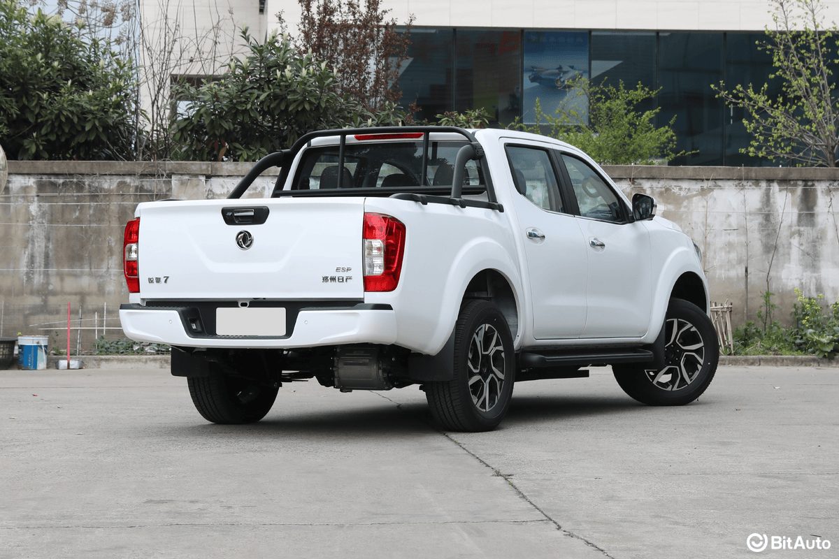 Zhengzhou Nissan Pickup Rich 7EV 2025 - exterior, rear three-quarter view